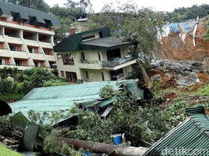 Begini Bentuk Bangunan yang Tertimbun Longsor di Puncak Begini Bentuk Bangunan yang Tertimbun Longsor di Puncak