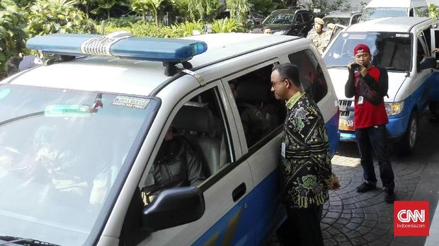 Pastikan Penutupan Alexis, Anies Kirim Satpol PP Perempuan