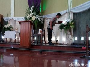 Gegana Polda DIY Sisir Gereja Lidwina Sleman Jelang Paskah