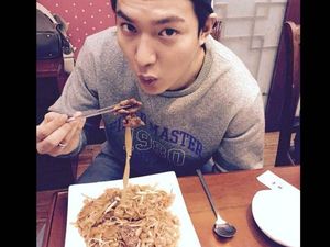 Kalau 10 Aktor Tampan Korea Selatan Lagi Makan, Begini Nih Posenya!