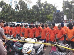 Momen Barisan Penjahat di Bandung Berjanji Tobat