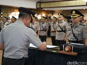 AKBP Trunoyudo Jabat Kabid Humas Polda Jabar yang Baru AKBP Trunoyudo Jabat Kabid Humas Polda Jabar yang Baru