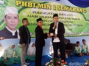 Pilpres 2019, TGB: Kalau Masyarakat Berharap, Harus Siap Pilpres 2019, TGB: Kalau Masyarakat Berharap, Harus Siap