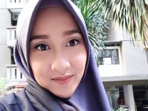 Foto: 11 Gaya Hijab Dosen Cantik Asal Sukabumi