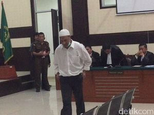 Sebelum Bunuh Istrinya, dr Helmi Belajar Nembak Autodidak Sebelum Bunuh Istrinya, dr Helmi Belajar Nembak Autodidak