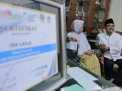 Jenguk Ida Laila, Gus Ipul Komitmen Perhatikan Nasib Seniman