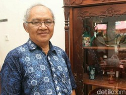 Prof Wiryanto Wafat Usai Dikukuhkan Jadi Guru Besar UNS