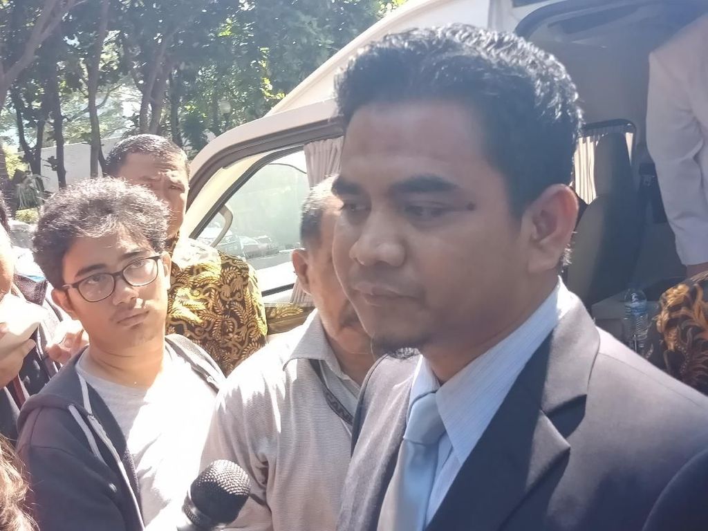 Sohibul Iman Dipolisikan Fahri Hamzah, Pengacara: Pasal Karet! Sohibul Iman Dipolisikan Fahri Hamzah, Pengacara: Pasal Karet!