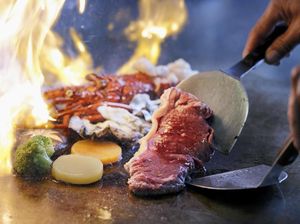 Yoshi Izakaya Suguhkan Spring Teppanyaki dengan Daging Wagyu Omi Yoshi Izakaya Suguhkan Spring Teppanyaki dengan Daging Wagyu Omi