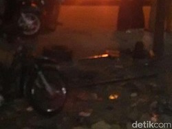 Pintu Mobil Sempat Macet saat Terbakar, 3 Penumpang Ini Selamat