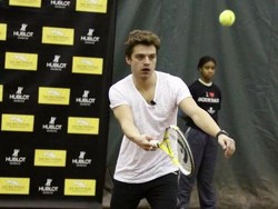 Penampakan Sebastian Stan Jadi Donald Trump di The Apprentice