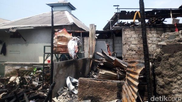 Ini Musala yang Tak Tersentuh Api di Taman Kota