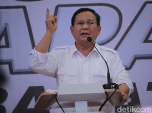 Indo Barometer: Prabowo Jalankan Strategi Donald Trump