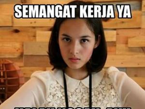 Meme Penderitaan Masuk Kerja Usai Liburan Panjang Lebaran Usai