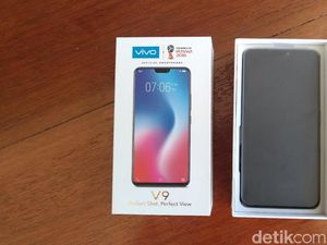 Menjajal Vivo V9, Android Bertampang iPhone X