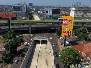 Melihat Proyek Underpass Mampang yang Hampir Kelar