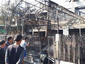 Penampakan Ratusan Rumah di Taman Kota yang Hangus Dilahap Api Penampakan Ratusan Rumah di Taman Kota yang Hangus Dilahap Api