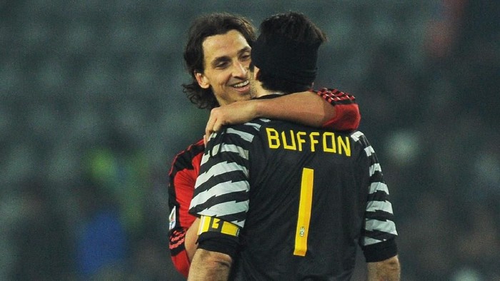 TURIN, ITALY - MARCH 05:  Gianluigi Buffon of Juventus FC and Zlatan Ibrahimovic of AC Milan at the end of the Serie A match between Juventus FC and AC Milan at Olimpico Stadium on March 5, 2011 in Turin, Italy.  (Photo by Valerio Pennicino/Getty Images)