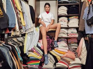Intip Isi Lemari Kendall Jenner yang Kondisinya Mirip Punya Kamu