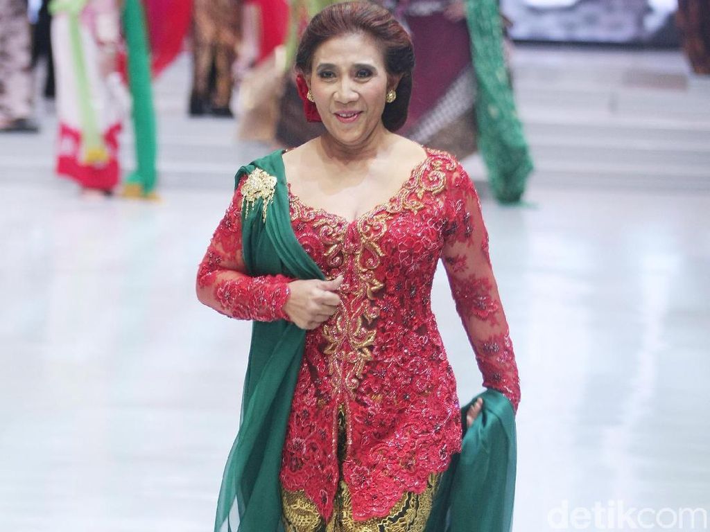 Susi Pudjiastuti: Jualan Ikan, Bikin Maskapai hingga Pernah Jadi Menteri Susi Pudjiastuti: Jualan Ikan, Bikin Maskapai hingga Pernah Jadi Menteri