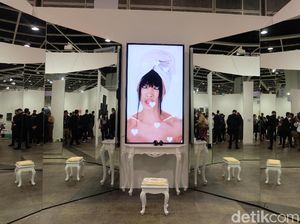 Dibatalkan karena Corona, Art Basel Hong Kong Pajang Karya via Online Dibatalkan karena Corona, Art Basel Hong Kong Pajang Karya via Online