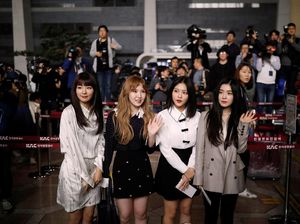 Akan Tampil, Rombongan Artis K-pop Terbang ke Korut