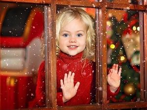 Ini Boneka Ya? Bukan, Ini Viola Gadis Cantik dari Rusia