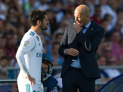 Zidane Pilih Bale atau Isco?