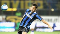 Mencetak gol di laga debut Serie A bersama Inter, Ibra total membuat 66 gol dari 117 laga selama tiga musim berseragam Inter (Newpress/Getty Images)
