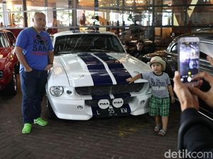 Antusiasme Pengunjung Mobil Classic