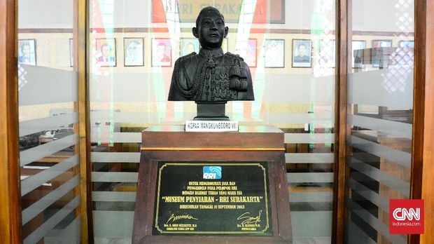 Mangkunegoro VII, Bapak 'Tiri' Penyiaran Nasional