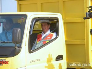 Revolusi Industri 4.0 Peluang atau Ancaman? Ini Kata Jokowi