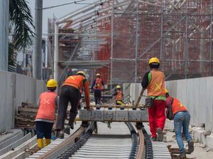 Investasi Serap 235 Ribu Tenaga Kerja dalam 3 Bulan Investasi Serap 235 Ribu Tenaga Kerja dalam 3 Bulan