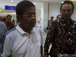 Sempat Diperiksa Dokter di RS UNS, Mensos: Cuma Batuk