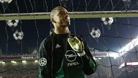 Dida tercatat sebagai pemain Milan pada 2000-2010. Kiper legendaris Brasil itu memenangi scudetto, Coppa Italia, dan dua gelar Liga Champions bersama Milan. Foto: Getty Images