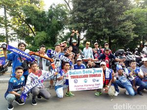 Aremania Padati GBK