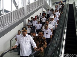 Skybridge Solo Masih Sepi, Menhub Minta Layanan Bus Diperbaiki