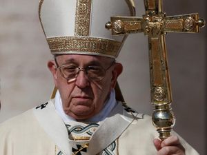 Misa Natal, Paus Fransiskus Ajak Manusia Hidup Sederhana Misa Natal, Paus Fransiskus Ajak Manusia Hidup Sederhana