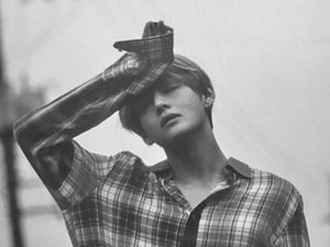 Pernah Jadi Pria Tertampan, Kini V BTS Raih Gelar Pria Terseksi Sedunia 2019