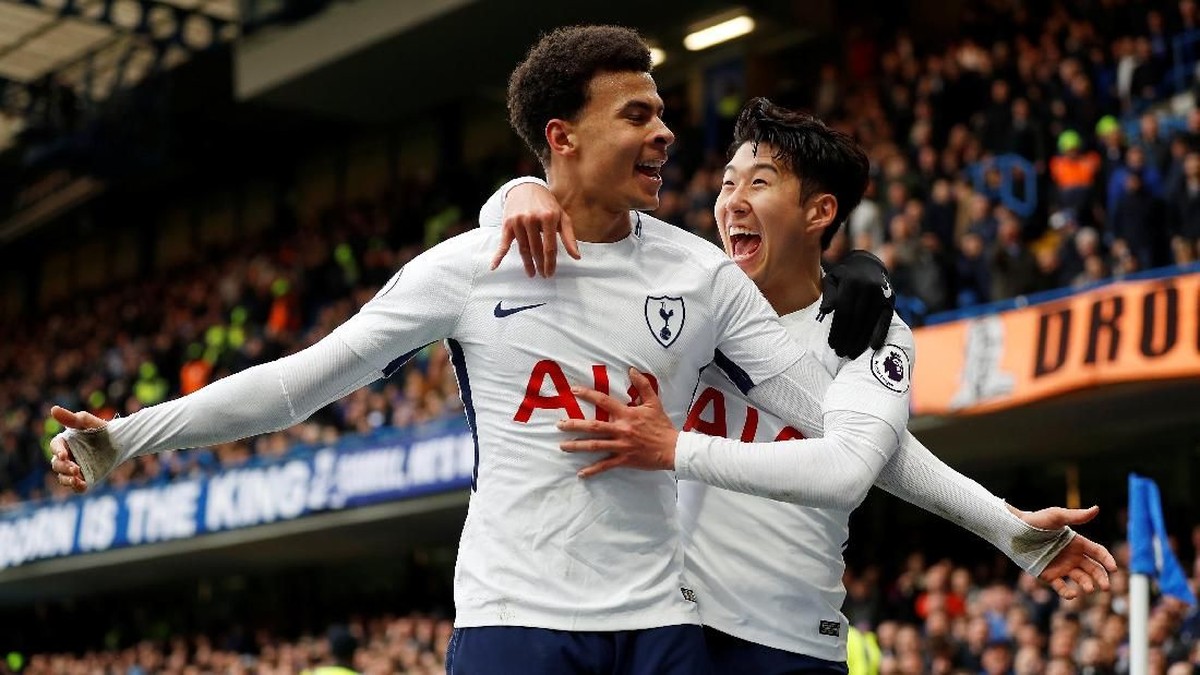 Dele Alli dan Son Heung-min semasa di Tottenham Hotspur. (Foto: Peter Nicholls/Reuters)