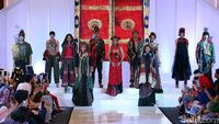 Parade Busana Daerah Jelang Sambut Asian Games