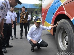 Sidak Terminal Tirtonadi Solo, Menhub Sebut Banyak Bus Jelek