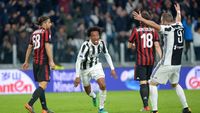 Juventus dua kali mengalahkan AC Milan di Serie A.