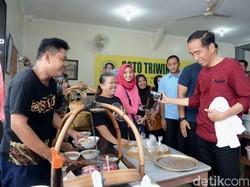 5 Momen Kulineran Soto ala Politisi, Ganjar Pranowo hingga Jokowi