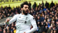 Selain itu, Salah juga mencetak gol di 21 pertandingan berbeda. Rekor di Premier League bersama Robin van Persie dan Cristiano Ronaldo. (Dylan Martinez/Reuters)
