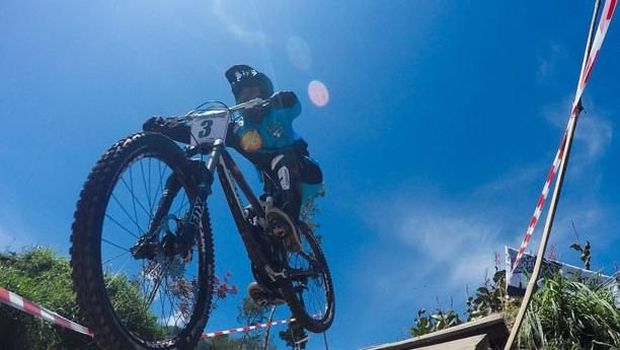 Memperkenalkan Urban Downhill kepada Penggemar MTB