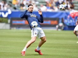 Kalah Taruhan, Ibrahimovic Akan Pakai Jersey Inggris di Wembley