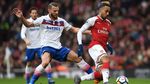 Aubameyang vs Stoke City: Potong Rambut untuk Nenek, Cetak Dua Gol
