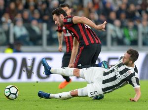 Gattuso Marah dengan Calhanoglu, Ini Alasannya