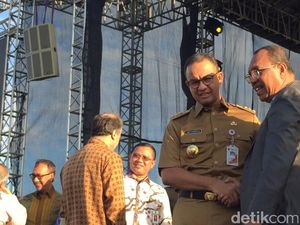 Anies Sebut 30 Ribu Jemaat Hadiri Perayaan Paskah di Monas Anies Sebut 30 Ribu Jemaat Hadiri Perayaan Paskah di Monas